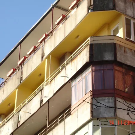 Sc & Entertainment Srl Apartment *