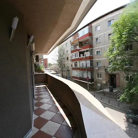 Sc & Entertainment Srl Apartment *