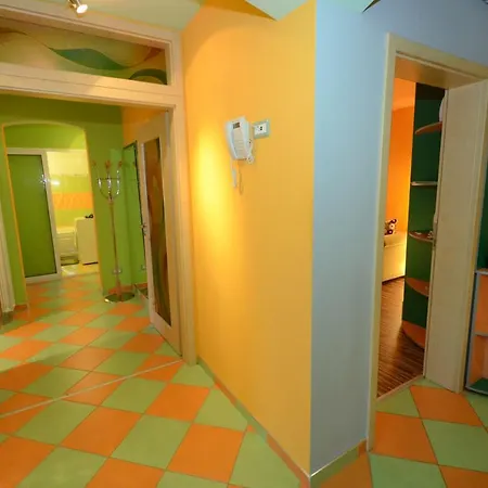 Apartment Sc & Entertainment Srl *